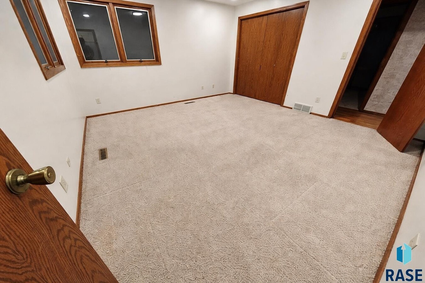 Photo - 4504 S Lewis Ave