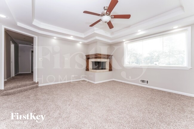 Photo - 3393 Woods Dr