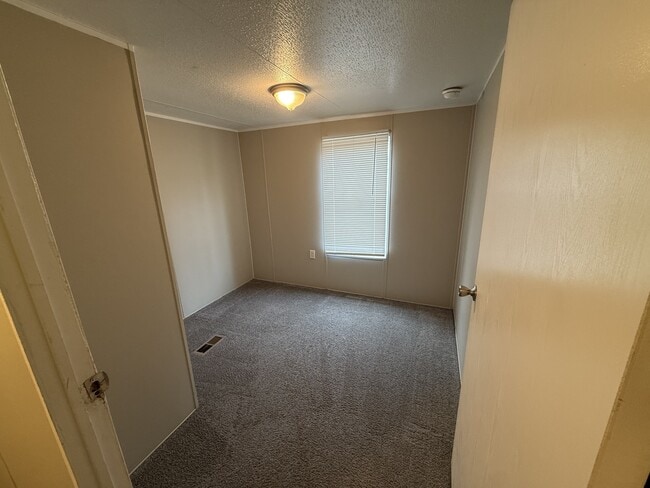 Photo - 1406 Bartley Ct