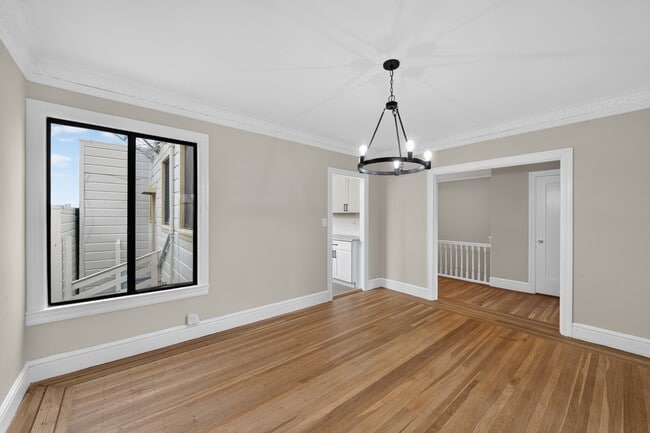 1435-1437-1437 18th Ave