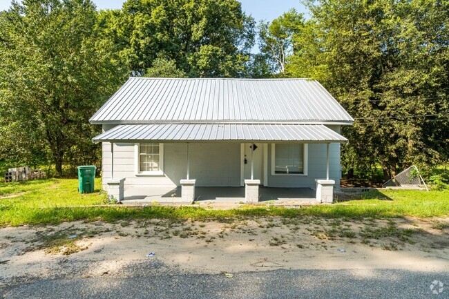 Building Photo - 1906 Garber St Rental