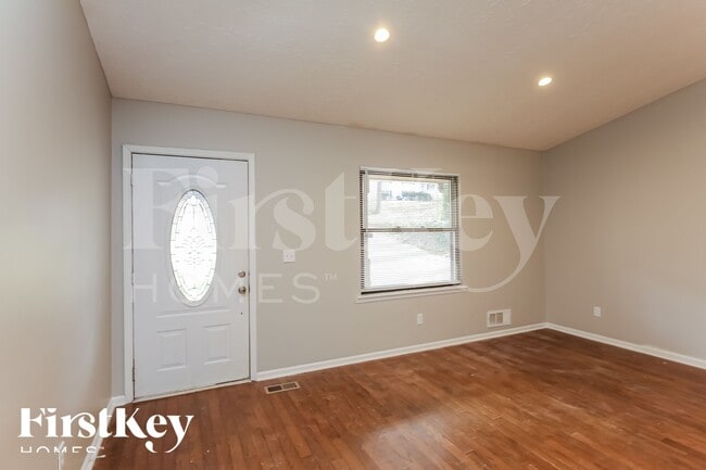 Photo - 432 Shady Ln Cir