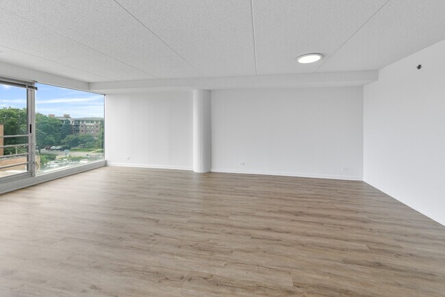 Photo - Modern 1-Bedroom in Downtown Highland Park | In-Unit Laundry + Garage Parking Unit 602
