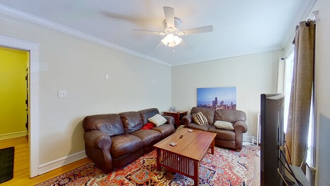 Photo - 409 Beloit Ave Unidad 3U