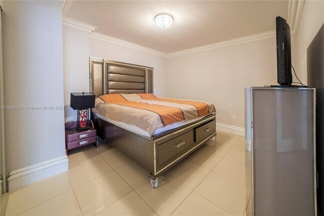 Photo - 16711 Collins Ave Unit 303