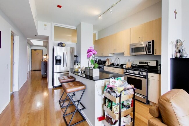 Photo - 1201 W Adams St Unit 805