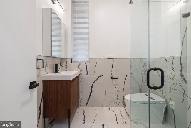 Photo - 1618 S Broad St Unit 1