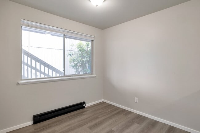 Garden Square Apartments