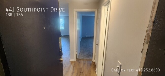 Photo - 44 Southpoint Dr