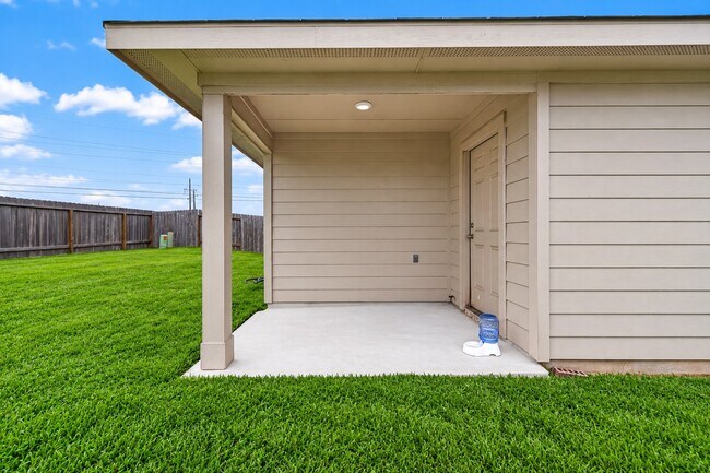 2074 Legacy Hills Dr