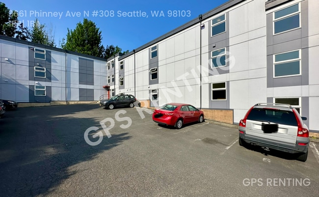 Photo - 3661 Phinney Ave N