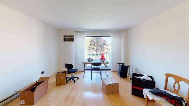Building Photo - 750 Farm Rd Unit 208 Rental