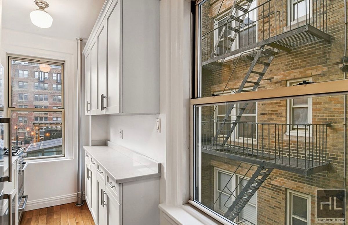 Photo - EAST 10 STREET Unit 10C