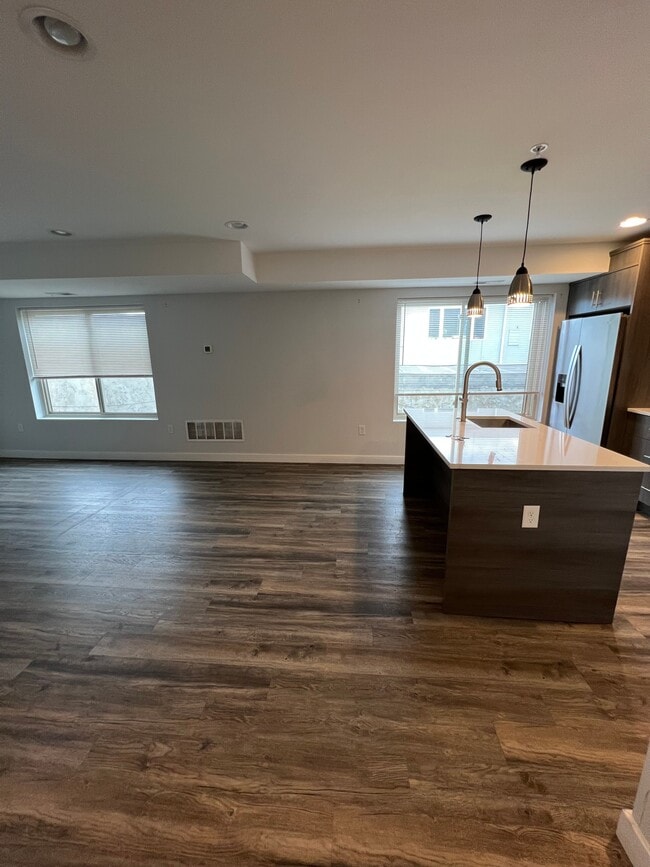 Photo - 1261 N Newkirk St Unit D