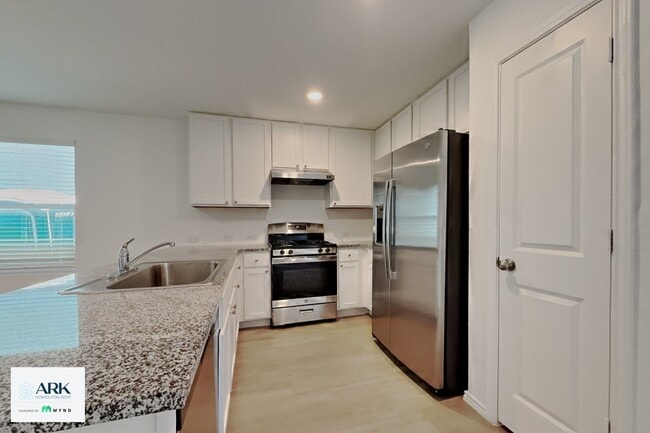 4125 Waterfall Cv