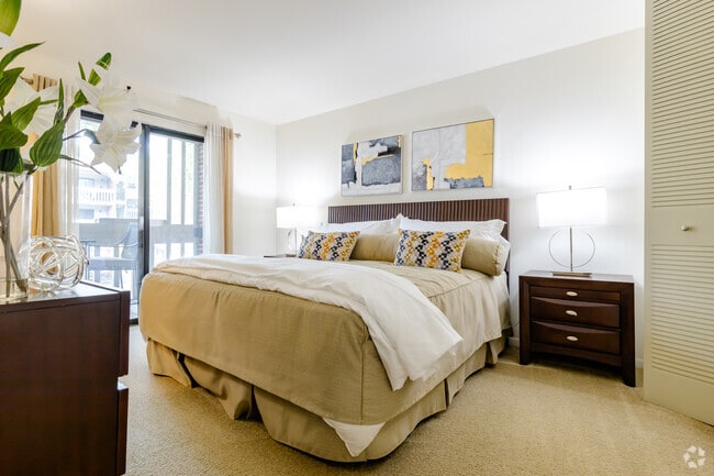 1BR, 1BA - Bedroom
