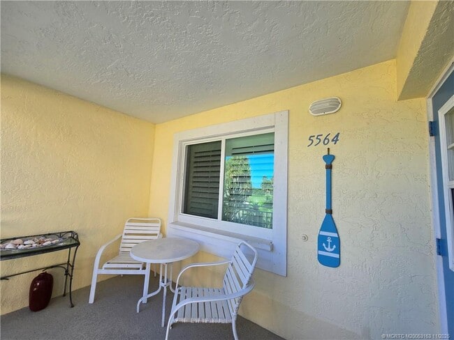 Photo - 5564 NE Gulfstream Way