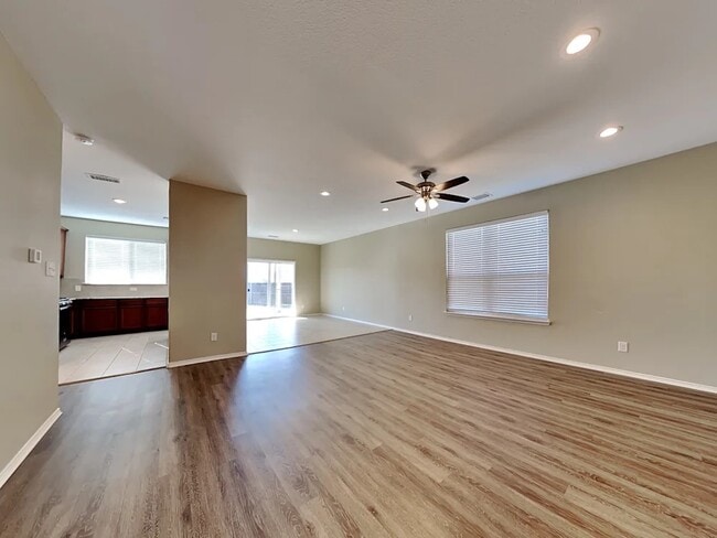 Photo - 2103 Slow Stream Dr