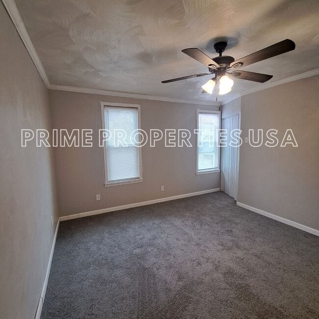 Photo - 807 Leech St