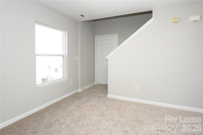 Photo - 10816 Carstairs St