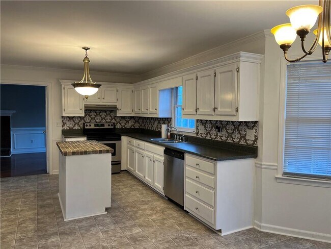 Photo - 1190 Haverhill Trail