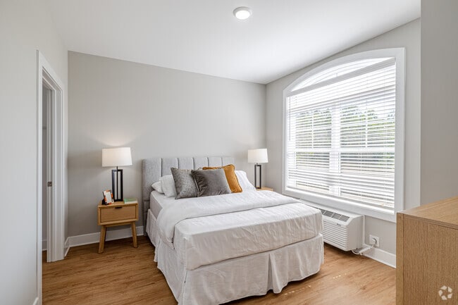 2BR, 1BA - 676SF - Primary Bedroom - Meridia Upper Main