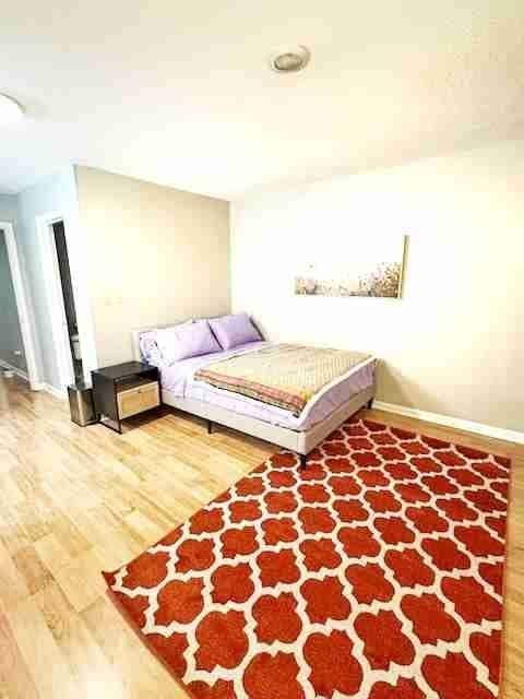 135 Kingsbury Dr