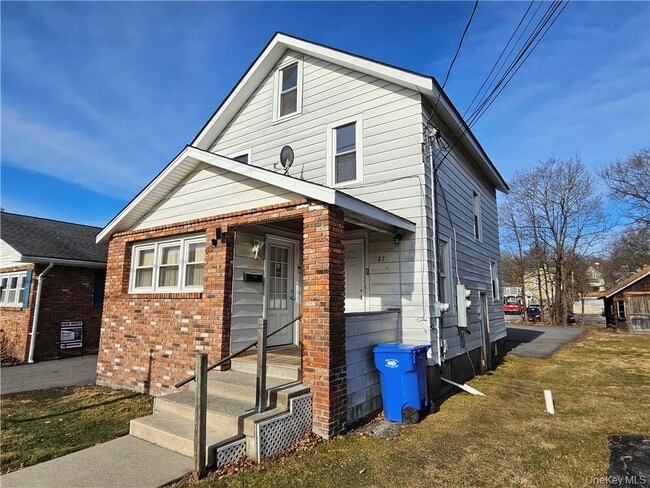 Building Photo - 27 St John St