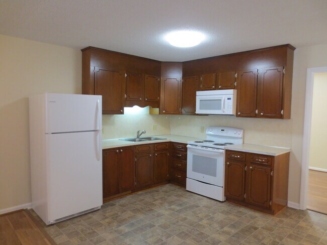 Photo - Kincaid Circle Apartments Unit 6