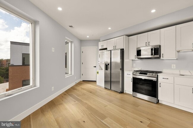Photo - 3215 Mt Pleasant St NW Unit 402