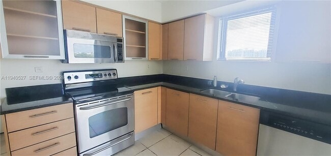 Photo - 3300 NE 191st St Unit 501