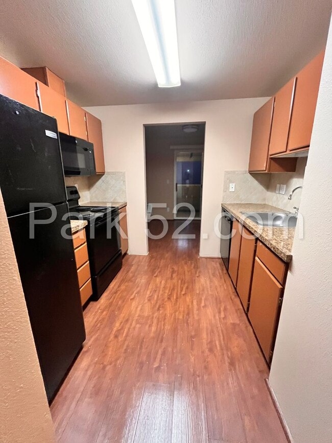 Photo - Puyallup Area 2 Bedroom 2nd Floor Apartment Unit 17708-D