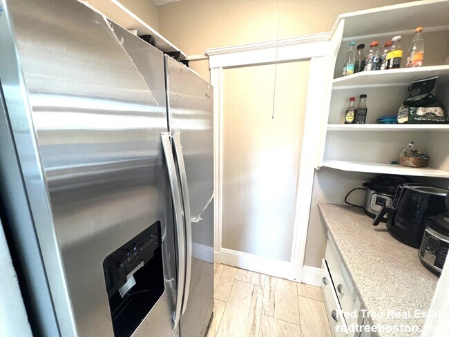 Photo - 8 Perkins St Unit 1