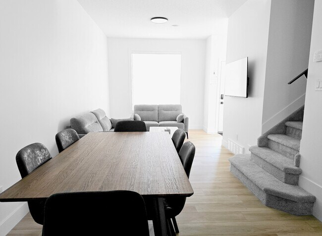 Photo - 10617-10122 122 Ave NW Unit 10617 MAIN