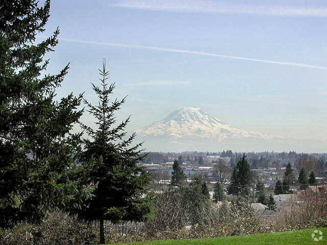 Building Photo - The Lodge at Madrona Rental