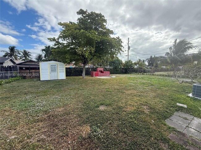 Photo - 19401 NE 1st Ave