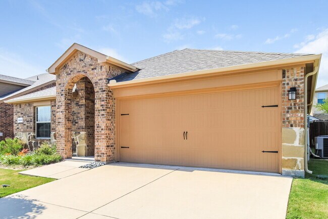 Photo - 1114 Nickel St Casa