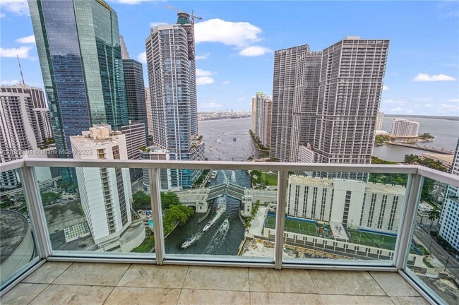 Photo - 31 SE 5th St Condo Unit 3414