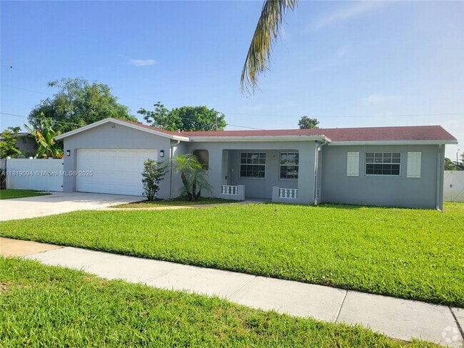 Building Photo - 1814 Oakmount Dr Rental