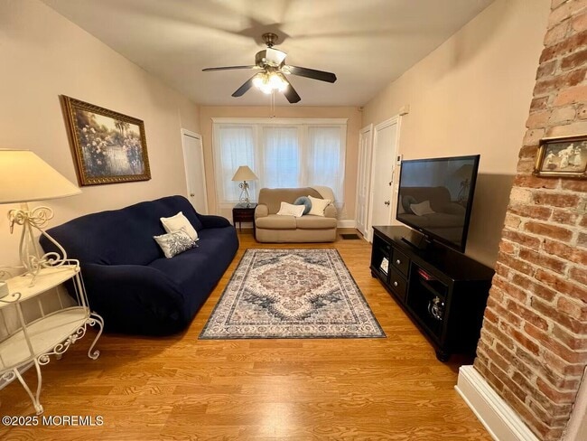 Photo - 34 Embury Ave