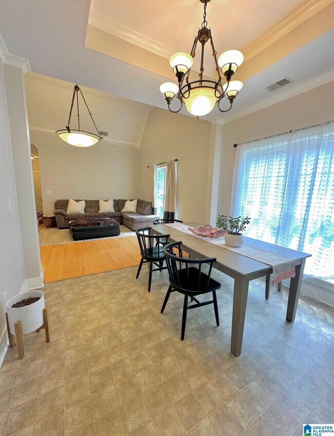 Photo - 102 Kingston Ct