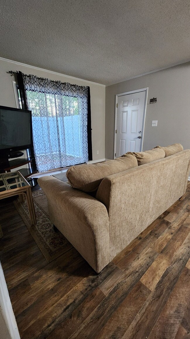 Building Photo - 950 Forestbrook Rd Unit A2 Rental