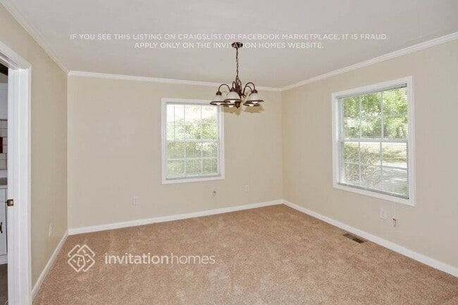 Photo - 6323 Temple St