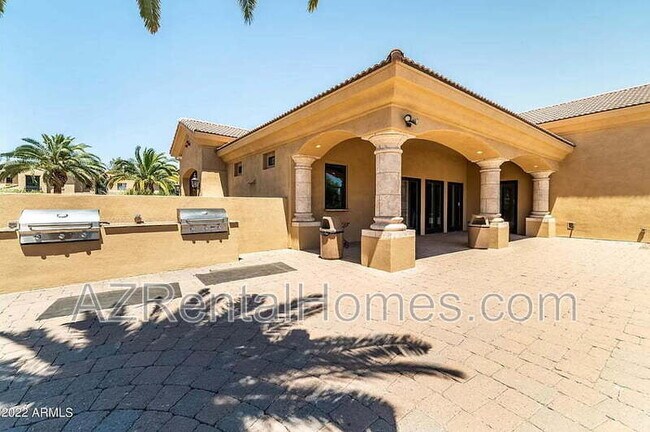 Photo - 1367 S Country Club Dr