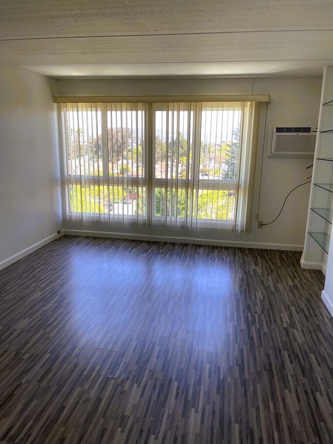 Photo - Modern & Elegant 1-Bedroom with Premium Amenities in Santa Clara