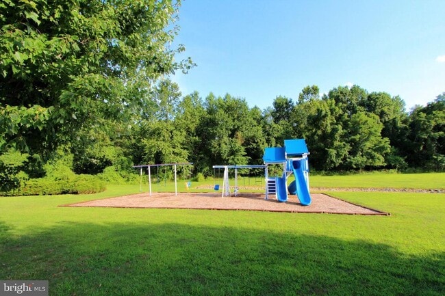 Photo - Crestwood 2 bed Condo Available September 1