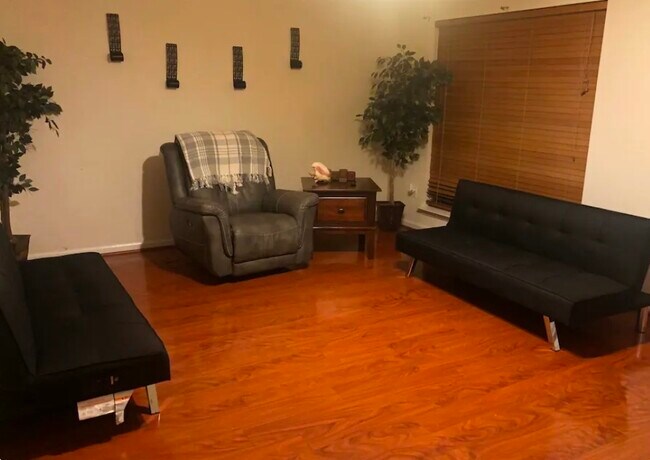 Hawthorne Drive (fully furnished)