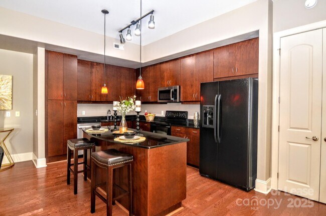 Photo - 4625 Piedmont Row Dr Unit 503