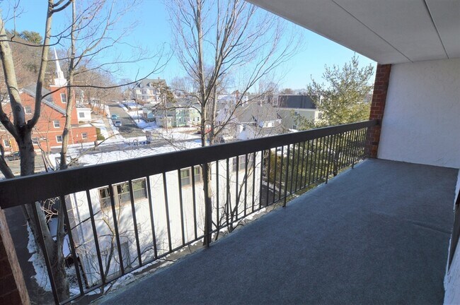 Photo - 179 Green St Unit #408