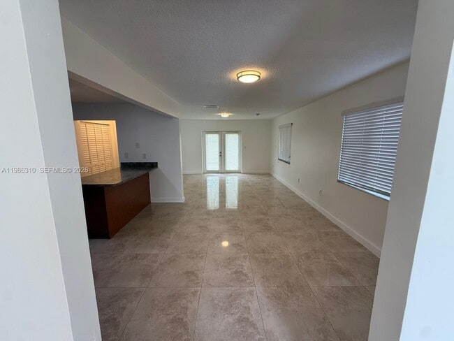 Photo - 1781 NW 16th St